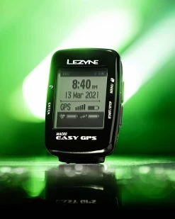Compteurs / GPS Lezyne Macro Easy GPS -Pas Cher Roue Zenith Magasin lezyne macro easy gps 2
